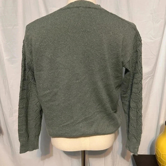 Women’s Sz L Green/blue Sweater. Soft. V-neck. Lightweight. See Through. Nice. - Picture 4 of 5